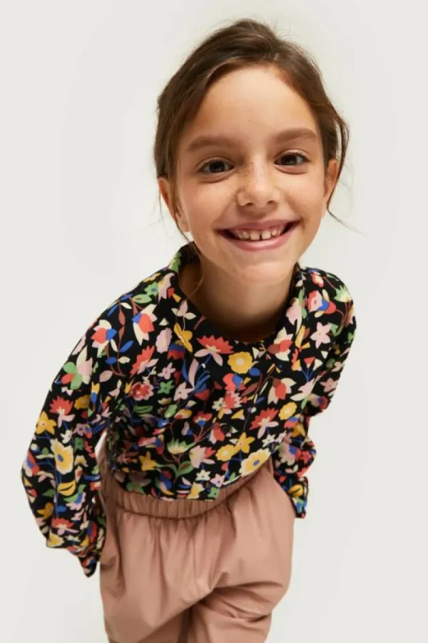 camisa_de_nia_estampado_f_3-1.webp Camisa de niña estampado floral pequeño-MINI Best