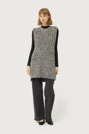 Chaleco de punto grueso blanco y negro-COMPAÑIAFANTASTICA New