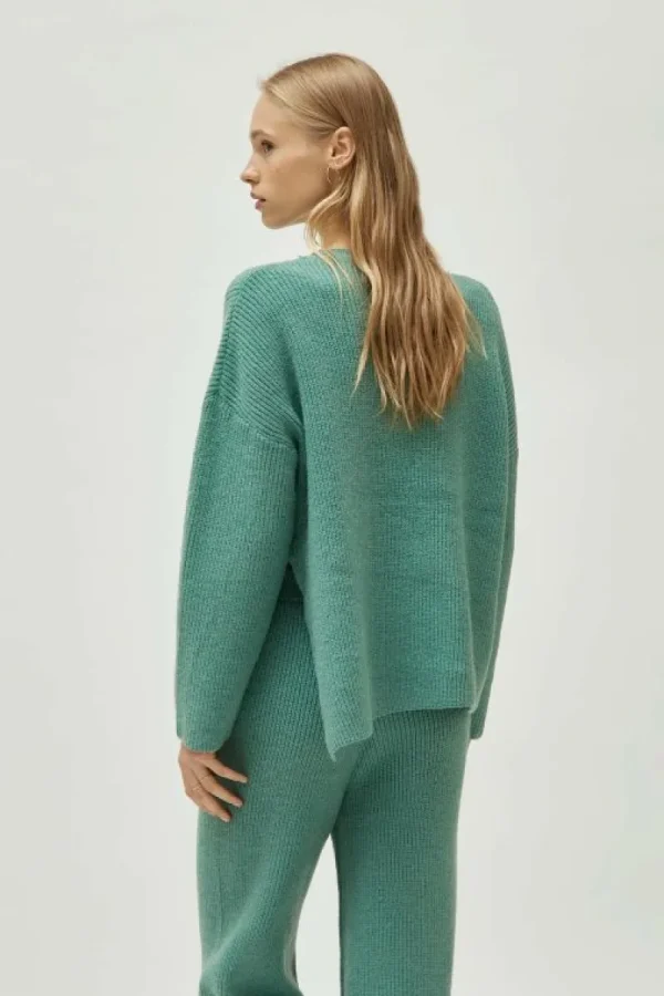 Jersey cuello pico verde-COMPAÑIAFANTASTICA Best