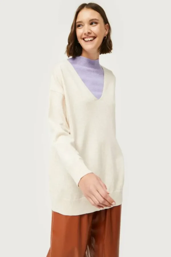 Jersey de punto con cuello pico blanco-COMPAÑIAFANTASTICA Fashion