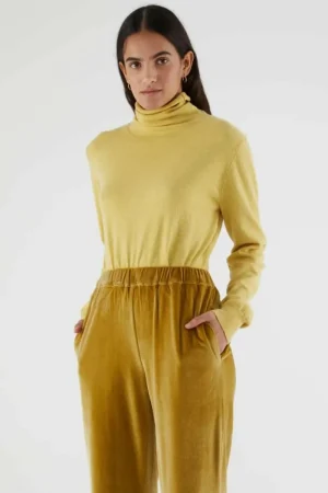 Jersey de punto fino con cuello alto amarillo-COMPAÑIAFANTASTICA Outlet