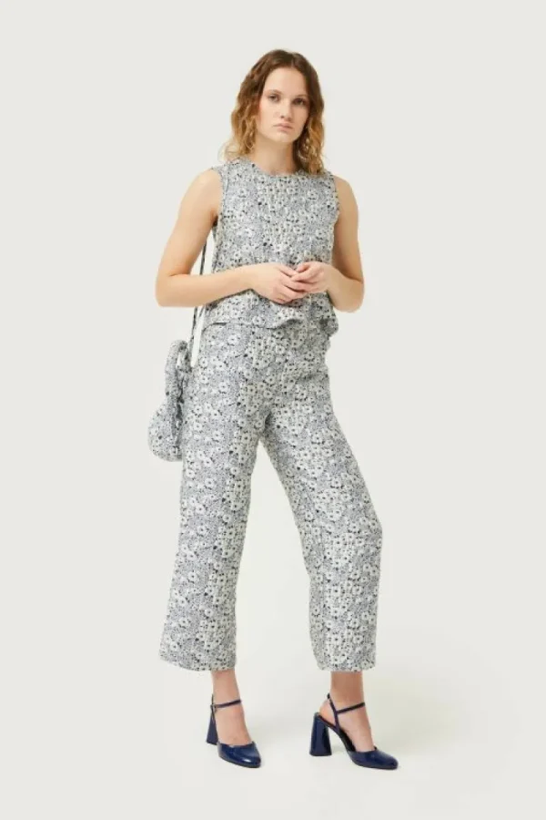Pantalón con estampado floral azul y blanco-COMPAÑIAFANTASTICA Clearance
