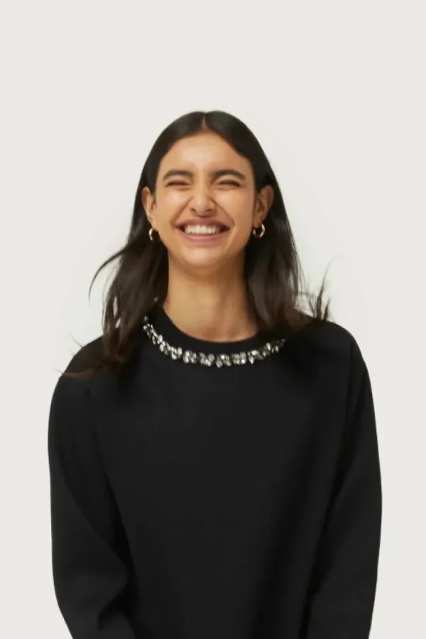 Sudadera con cuello joya negra-COMPAÑIAFANTASTICA Fashion