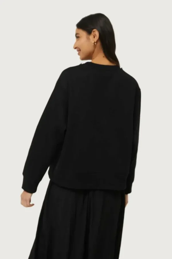 Sudadera con cuello joya negra-COMPAÑIAFANTASTICA Fashion