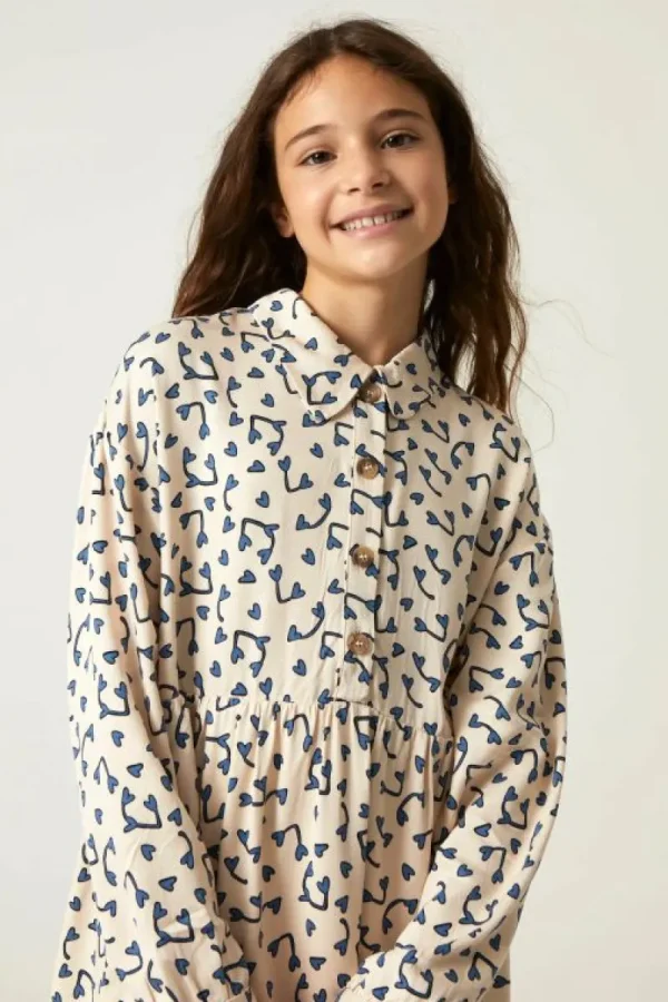 Vestido corto camisero de niña con estampado de corazones-MINI Online