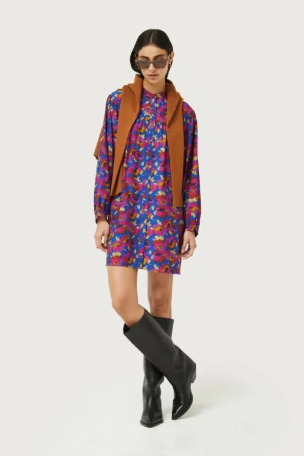 Vestido corto con estampado floral Dewberry-COMPAÑIAFANTASTICA Best Sale