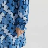 Vestido corto con manga larga y estampado abstracto azul-COMPAÑIAFANTASTICA Online