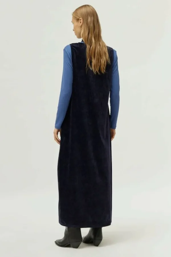 Vestido largo de chenilla negro-COMPAÑIAFANTASTICA Store