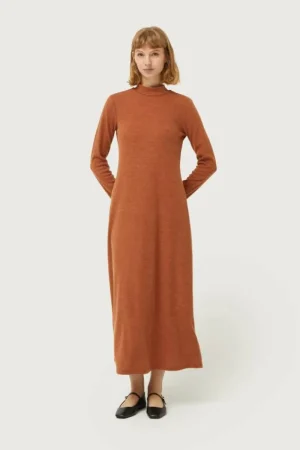Vestido largo de punto marrón-COMPAÑIAFANTASTICA Online