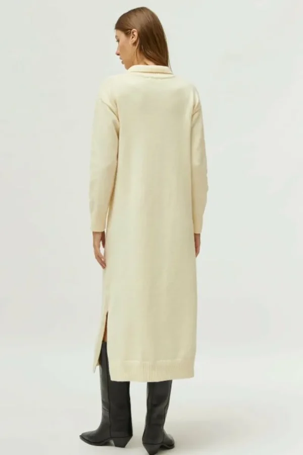 Vestido midi de punto con cuello polo blanco-COMPAÑIAFANTASTICA Outlet