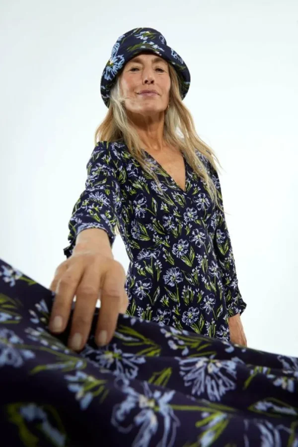 Vestido midi en viscosa LENZING™ ECOVERO™ con estampado floral azul-COMPAÑIAFANTASTICA Cheap